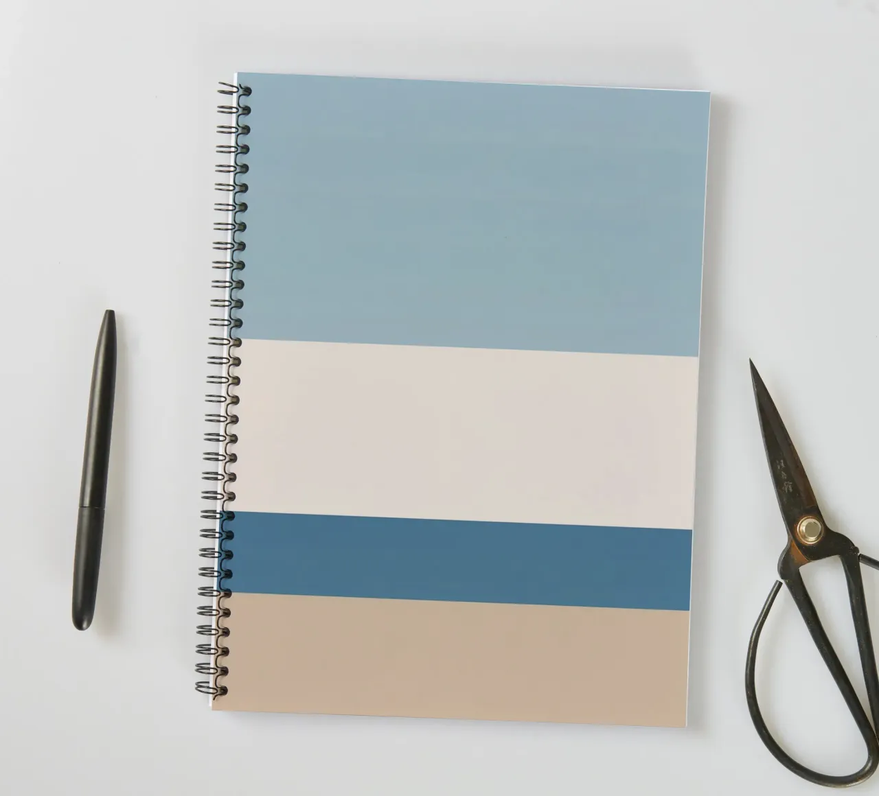 Simple horizontal line dividing composition spiral notebook by LIFESTYLE OBJECTS