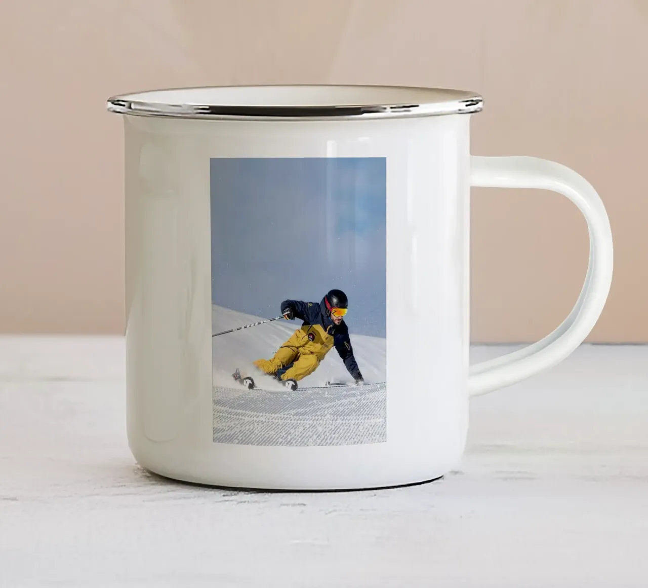 Ice Skating tazza in smalto da LucasWest