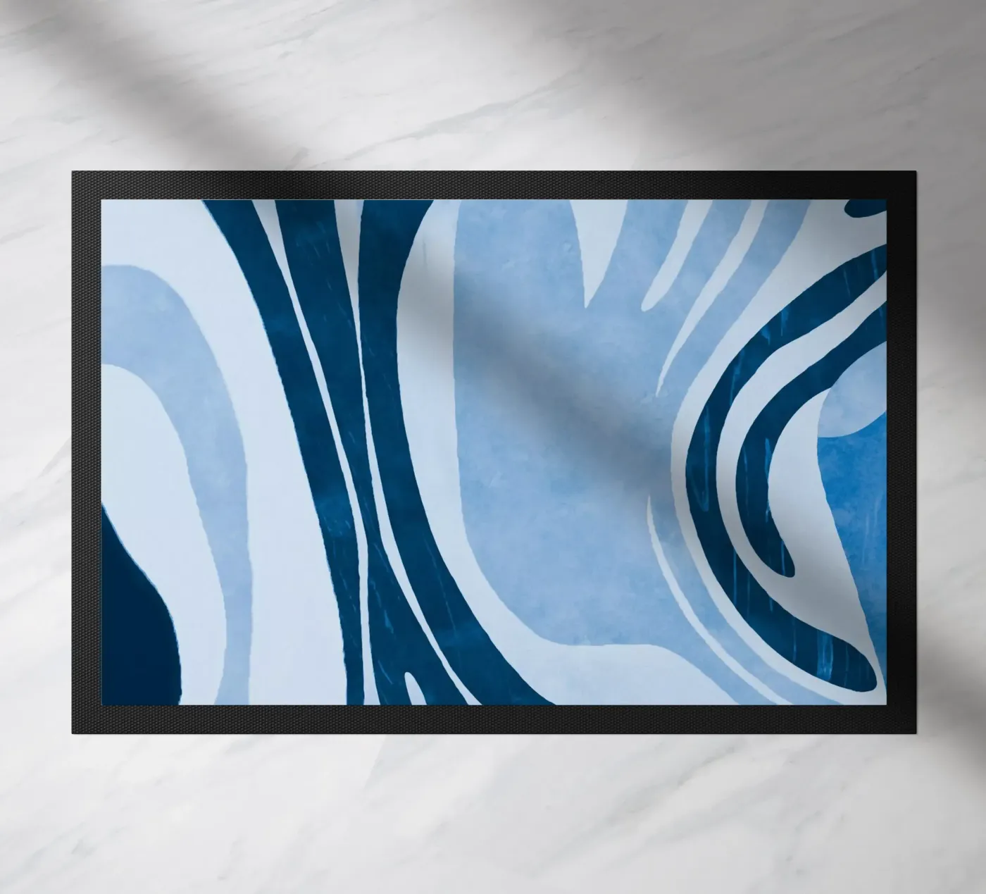 Forme contemporanee e forme blu zerbino da Andrea Haase Contemporary Timeless