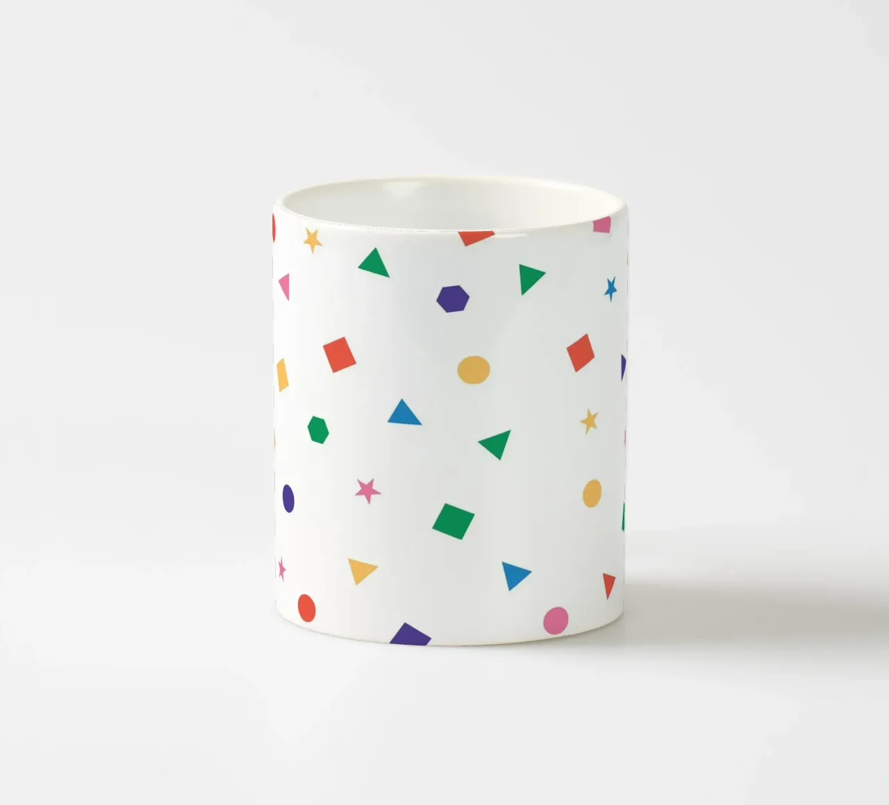 Forma geometrica colorata tazza in ceramica da Studio Fun Boy