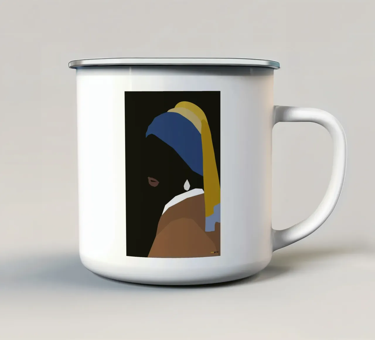 Ragazza con l'orecchino tazza in smalto da Rafa Gomes