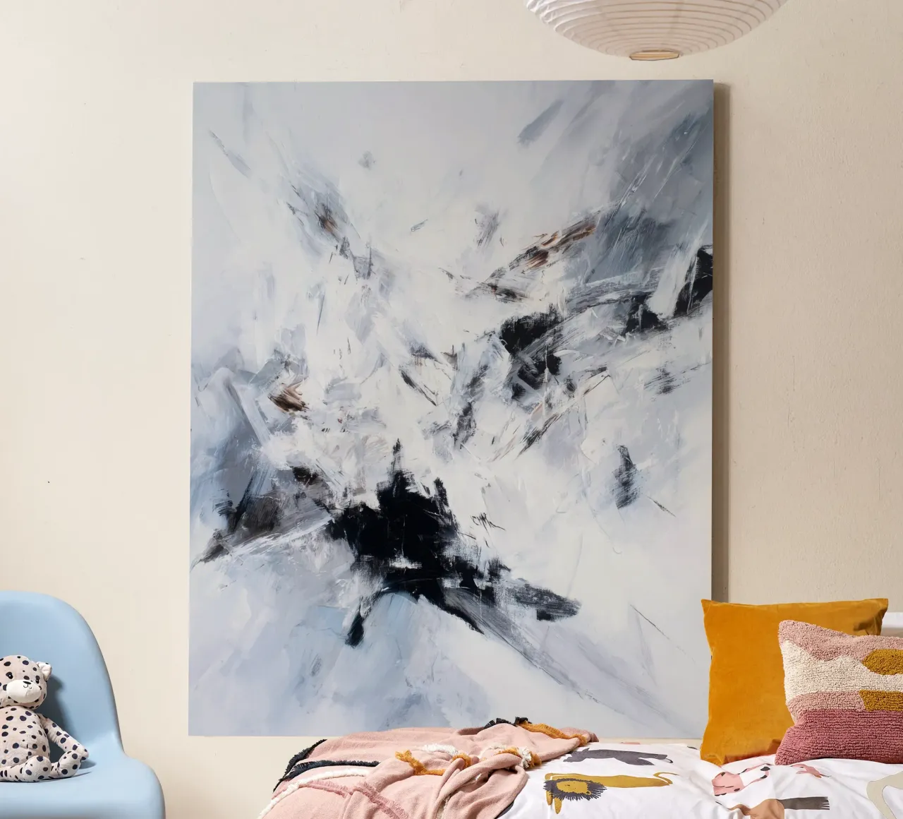 Abstracte rust in wit, zwart en zacht grijs canvas van Artbyvo