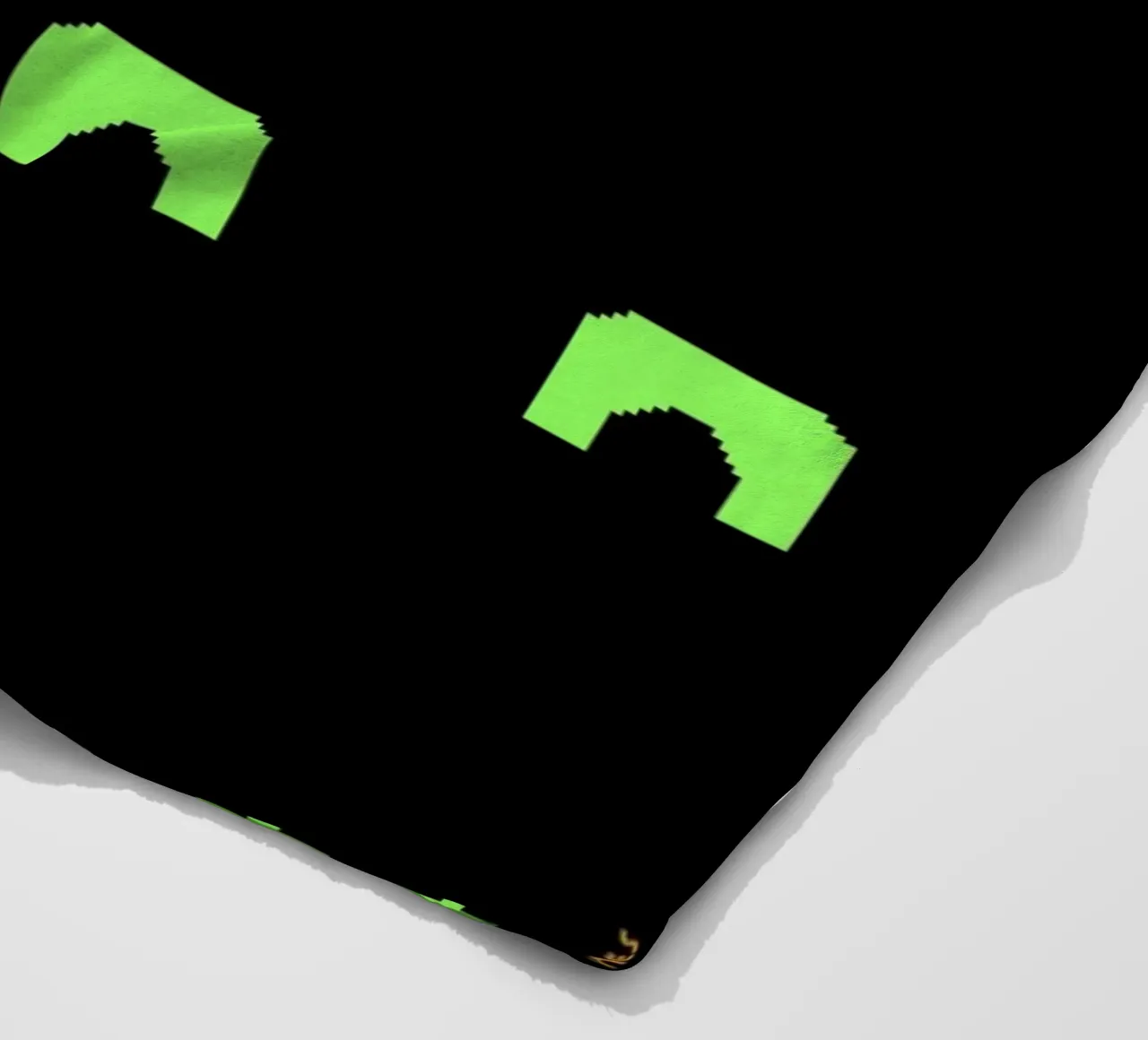 Weltraum-Invasoren Fleecedecke von Rafa Gomes