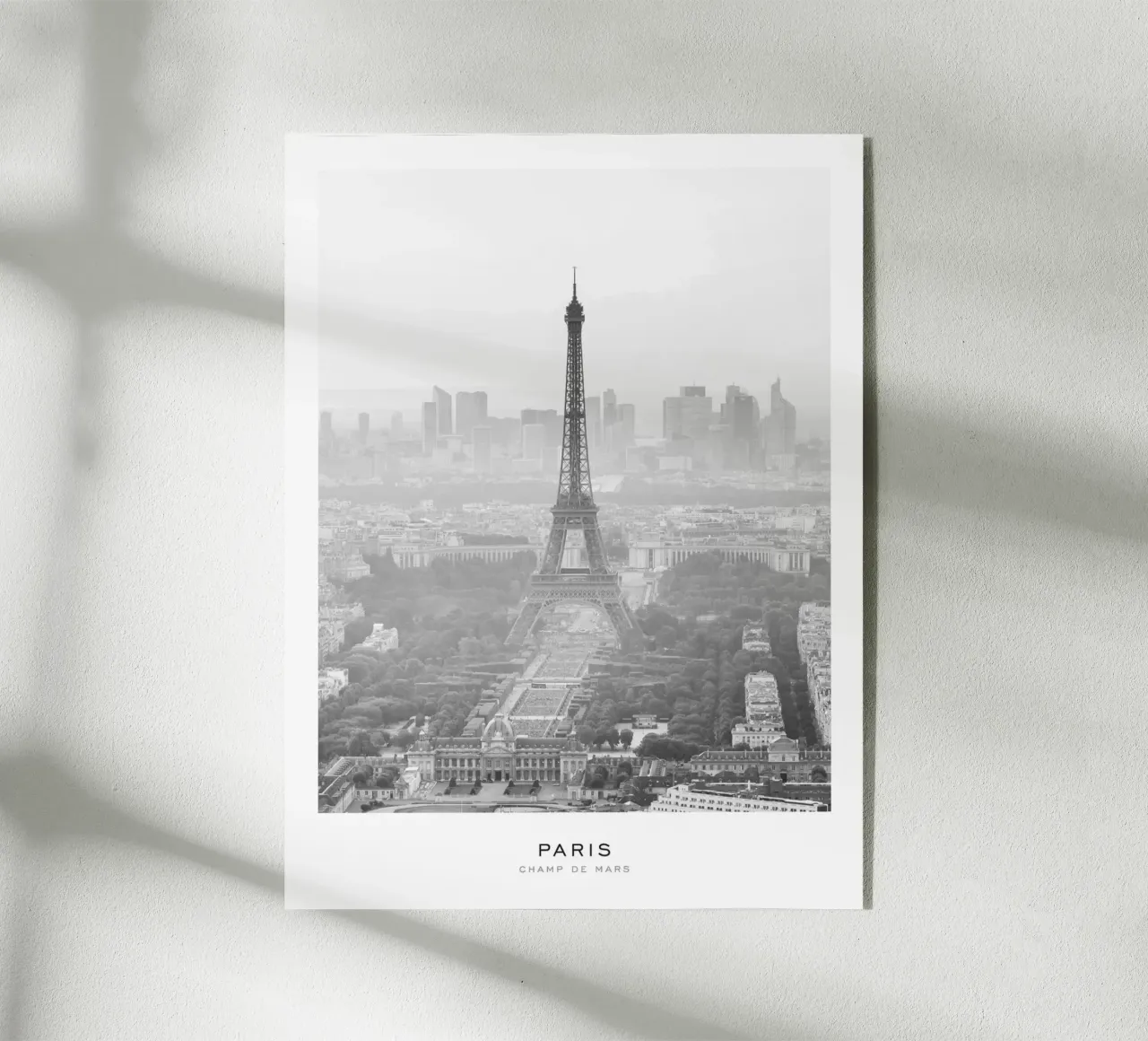 Parigi plexiglass da Isaac Murray