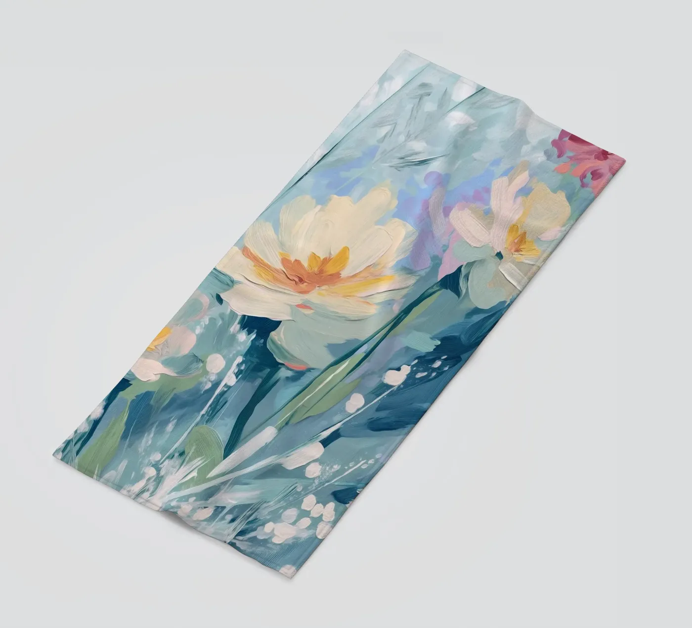 Soft Light Bloom strandhanddoek van Amelie Rose