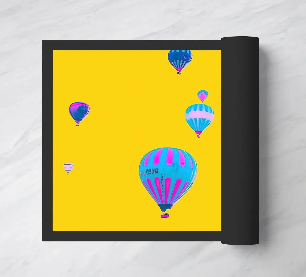 Hot Stuff Fußmatte von Lynn Janet