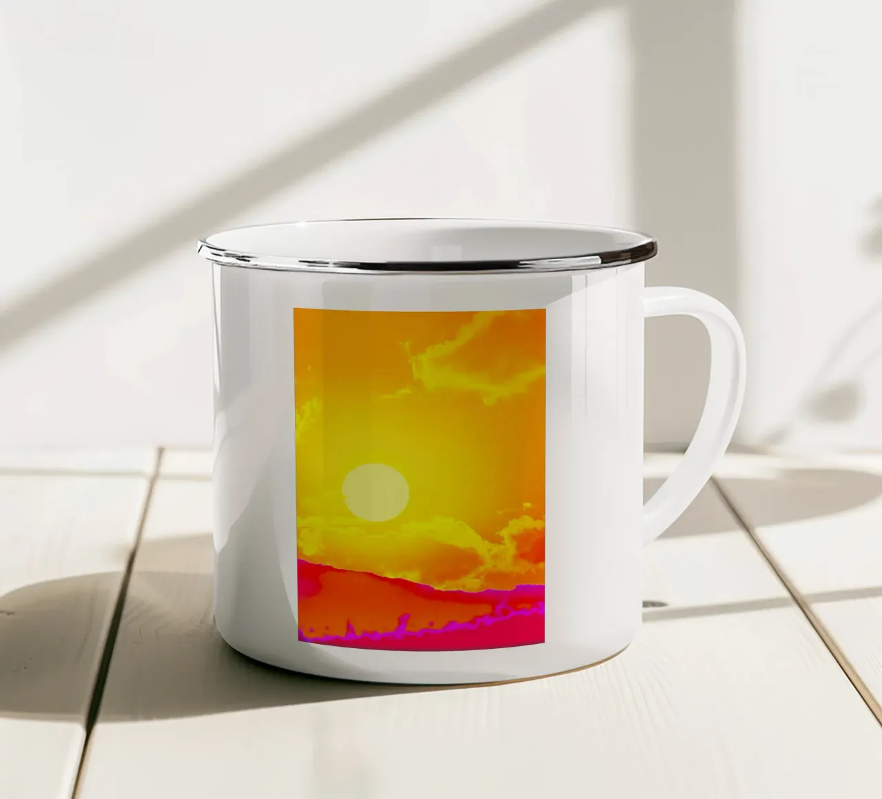 Sun Secrets tazza in smalto da Lynn Janet