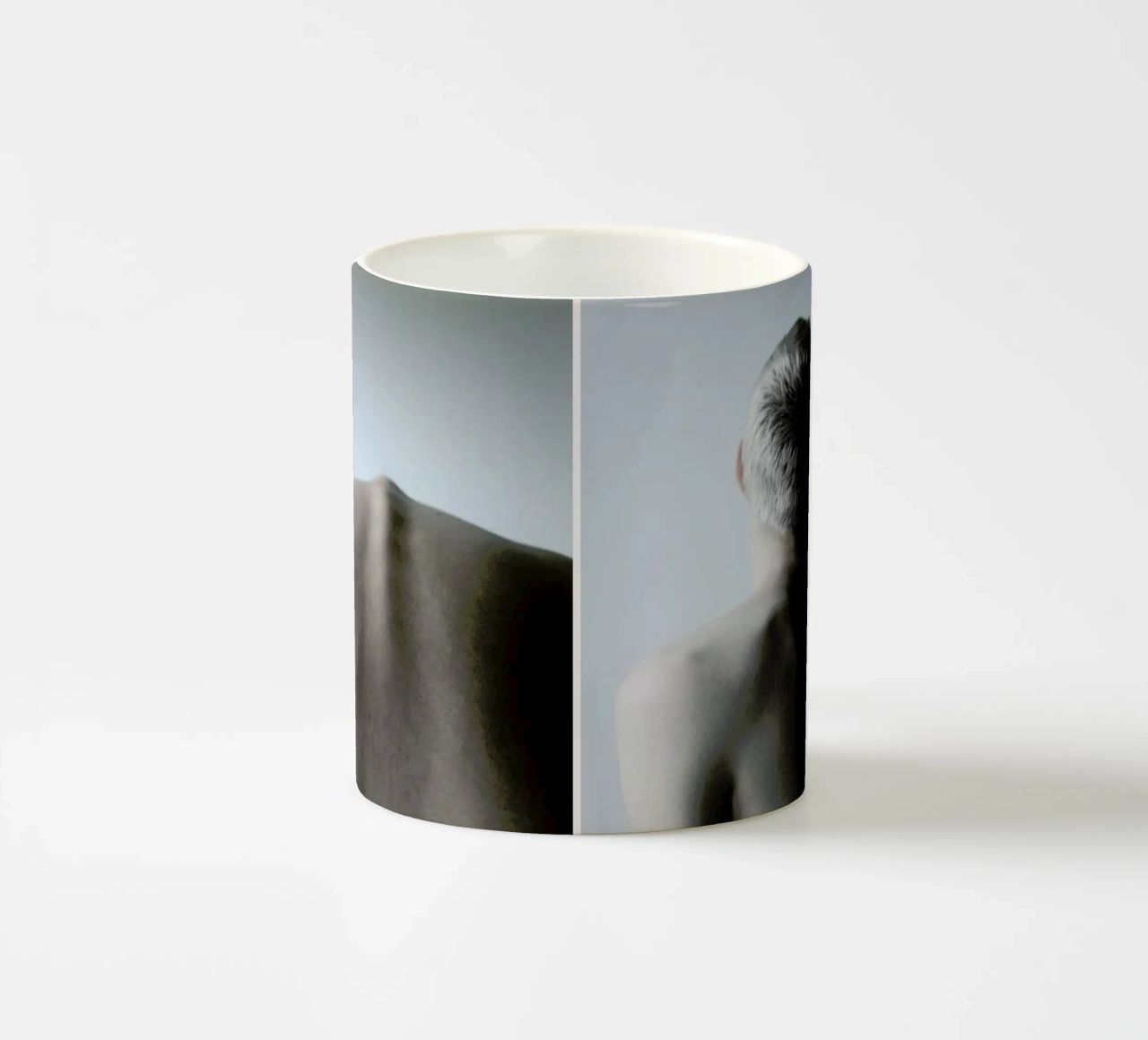 Spine tazza in ceramica da George Griefy