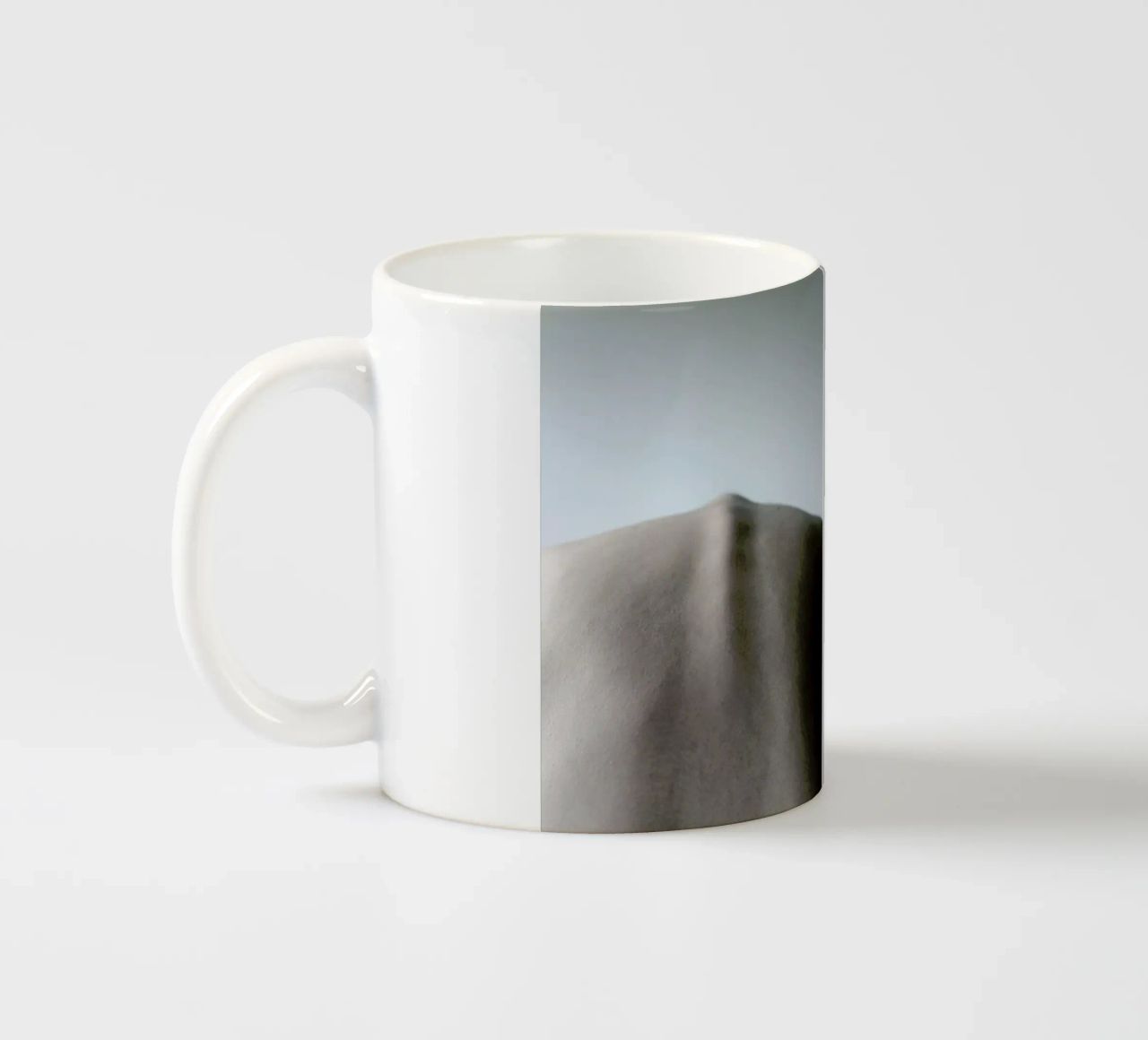 Spine tazza in ceramica da George Griefy