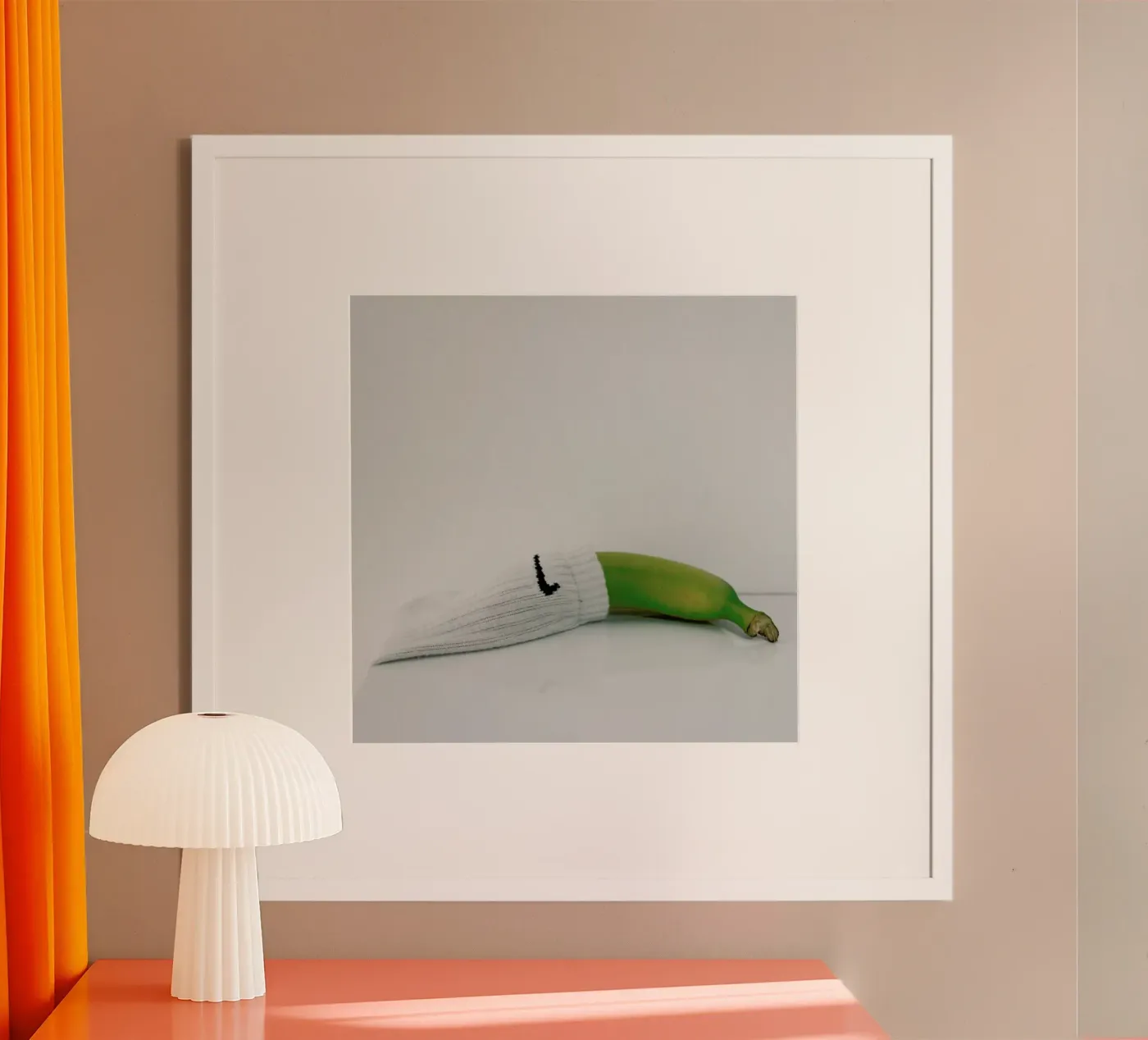 Yellow poster van George Griefy