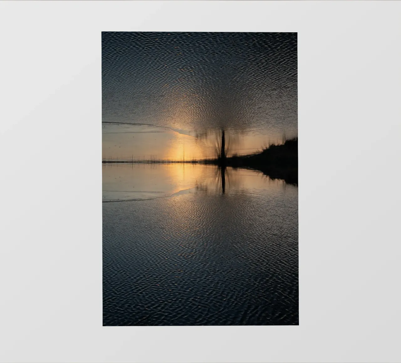 Acqua, luce solare e riflessi in inverno pellicola backlit da Heidemüllerin