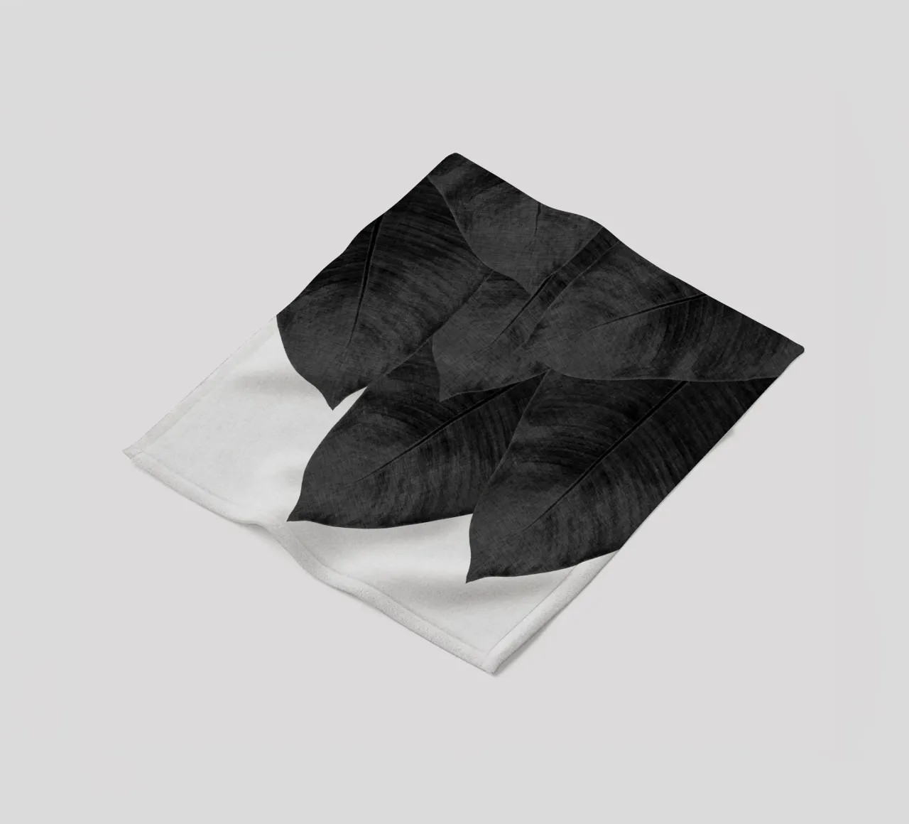 Foglia di banana in bianco e nero III coperta in pile da Orara Studio