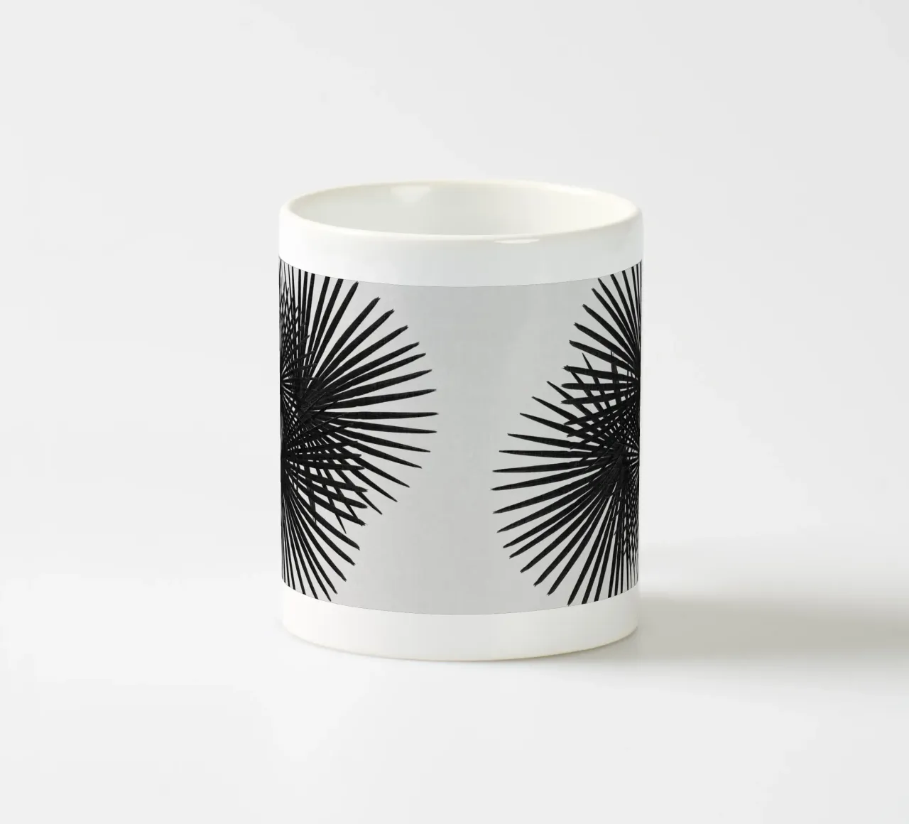 Ventaglio Palm in bianco e nero tazza in ceramica da Orara Studio