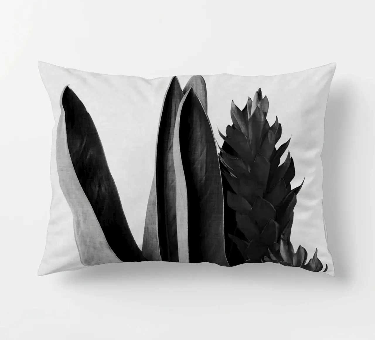 Fiore in bianco e nero cuscino da Orara Studio