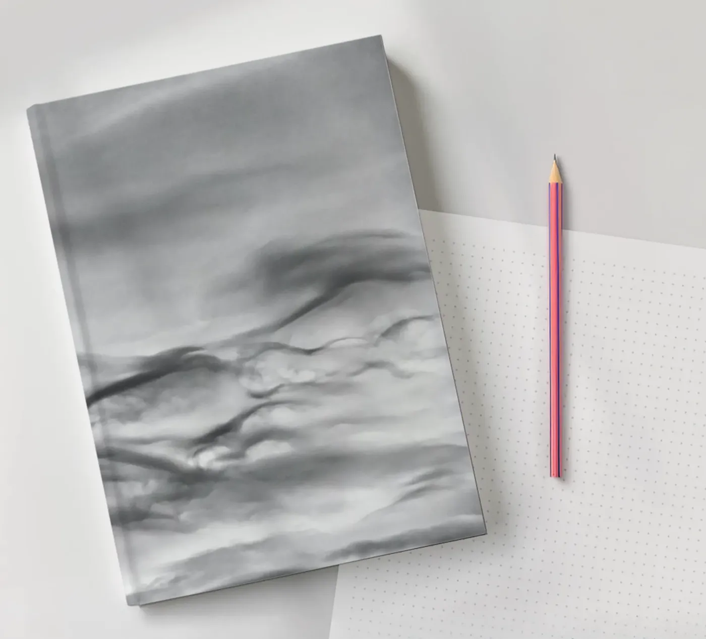 Wolkenmuster Notizbuch von Fjöllart
