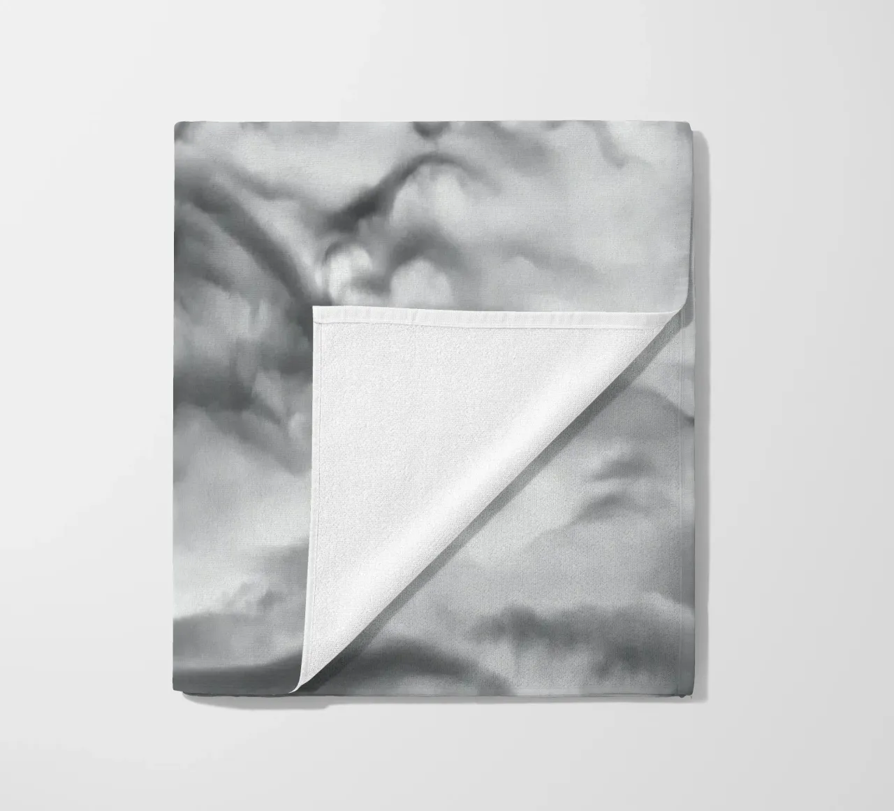 Cloud pattern beach towel by Fjöllart