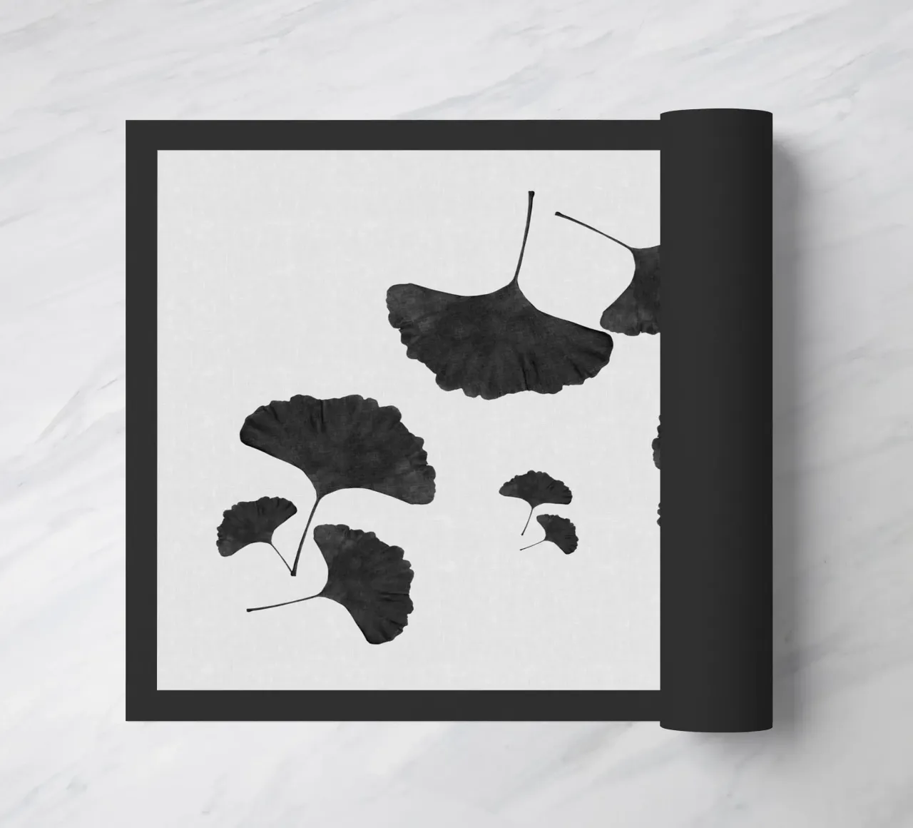 Foglie di ginkgo in bianco e nero I zerbino da Orara Studio