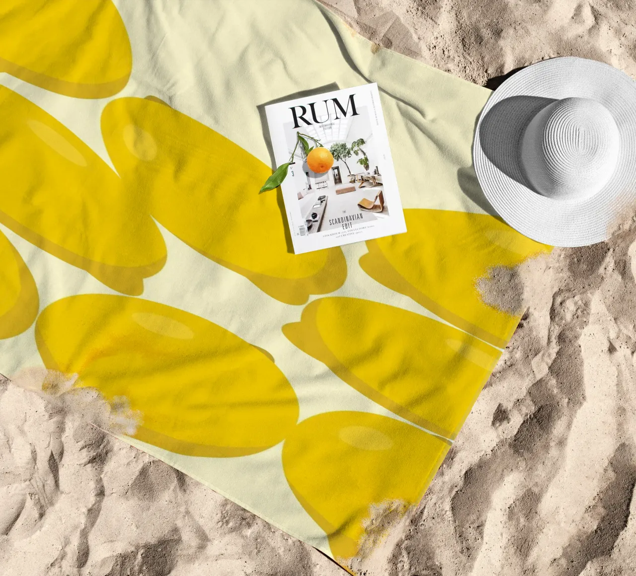 Lemon Stack Fresh strandhanddoek van Studio Fun Boy