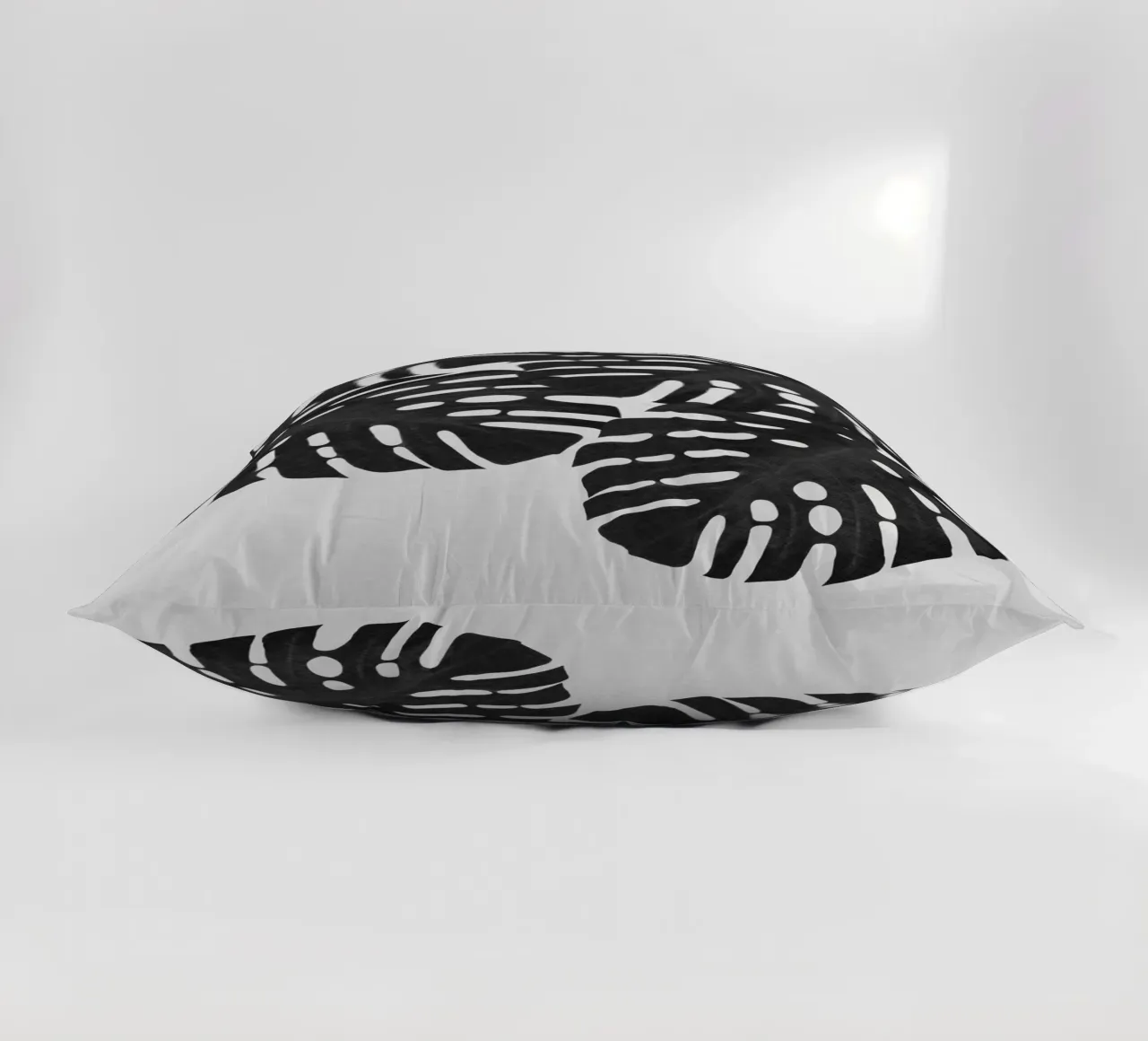 Monstera Foglia Bianco e Nero I cuscino da Orara Studio