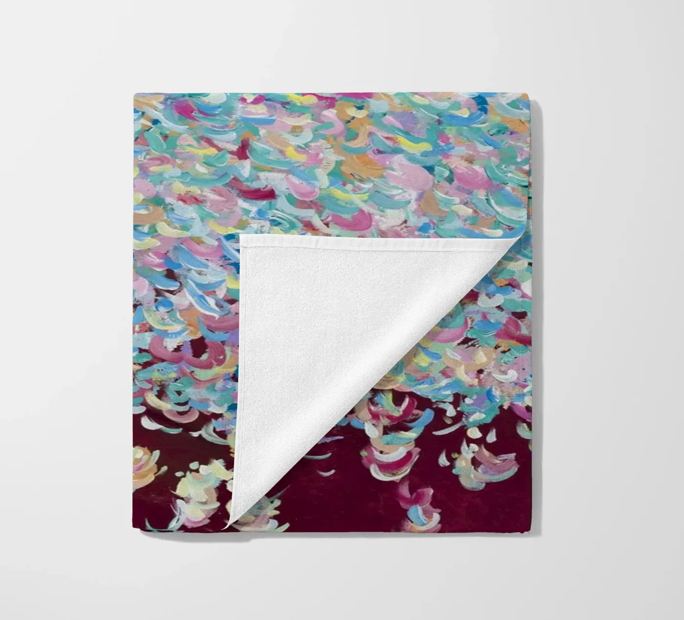 Vuur binnen strandhanddoek van Helen Joynson