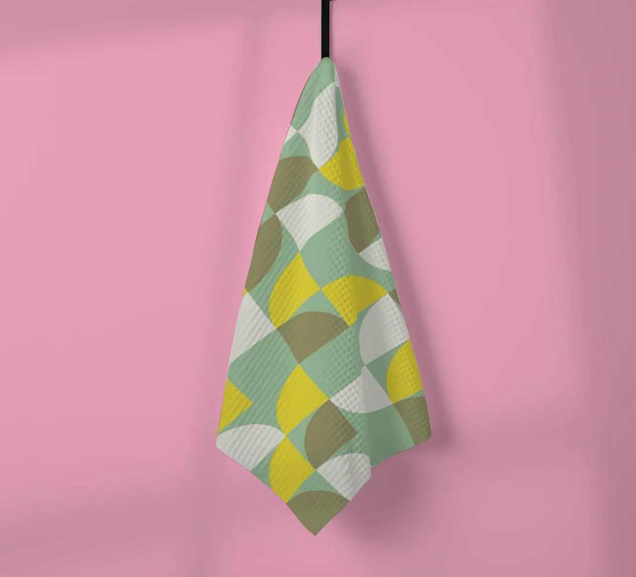 Motif géométrique minimal moderne 14 | Vert, Jaune, Blanc torchon de KiKa