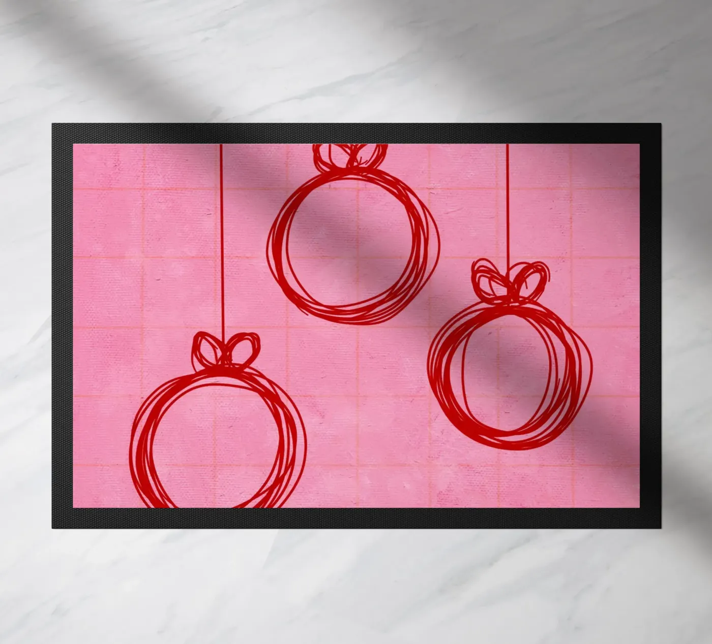 Weihnachtskugeln no.2 Fußmatte von Christmas with Froilein Juno