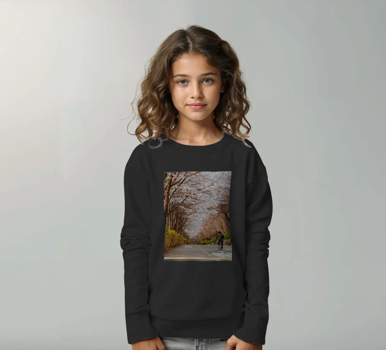 La strada dei ciliegi in fiore a Seul, Corea del Sud felpa bambino da mbgraphx2