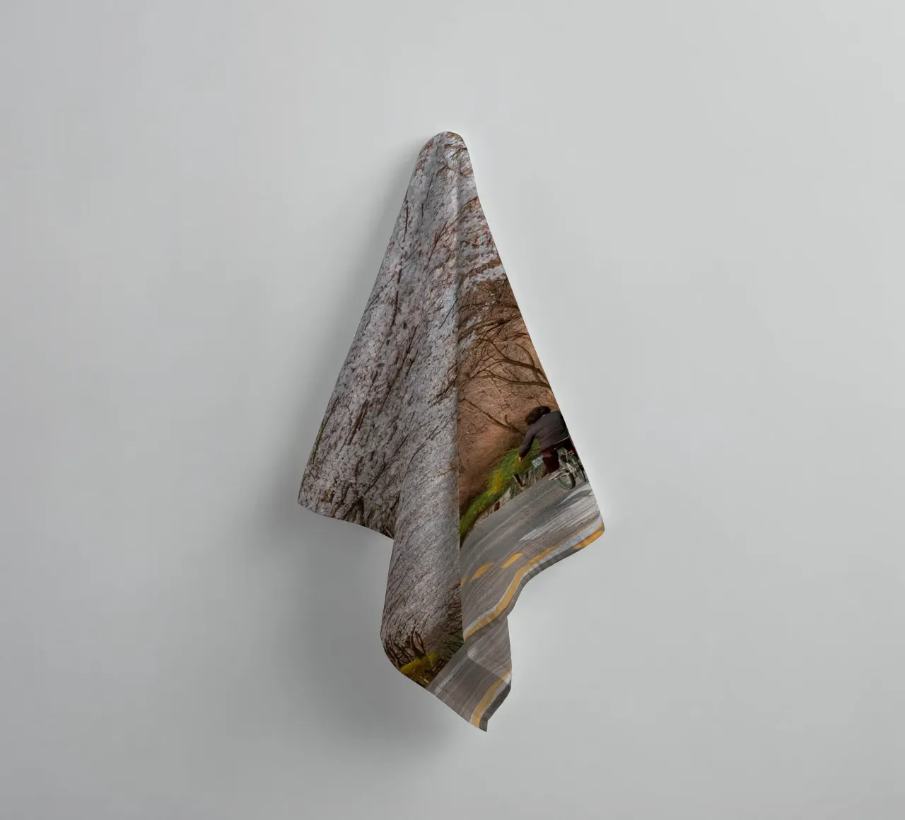 La strada dei ciliegi in fiore a Seul, Corea del Sud asciugamano da bagno da mbgraphx2