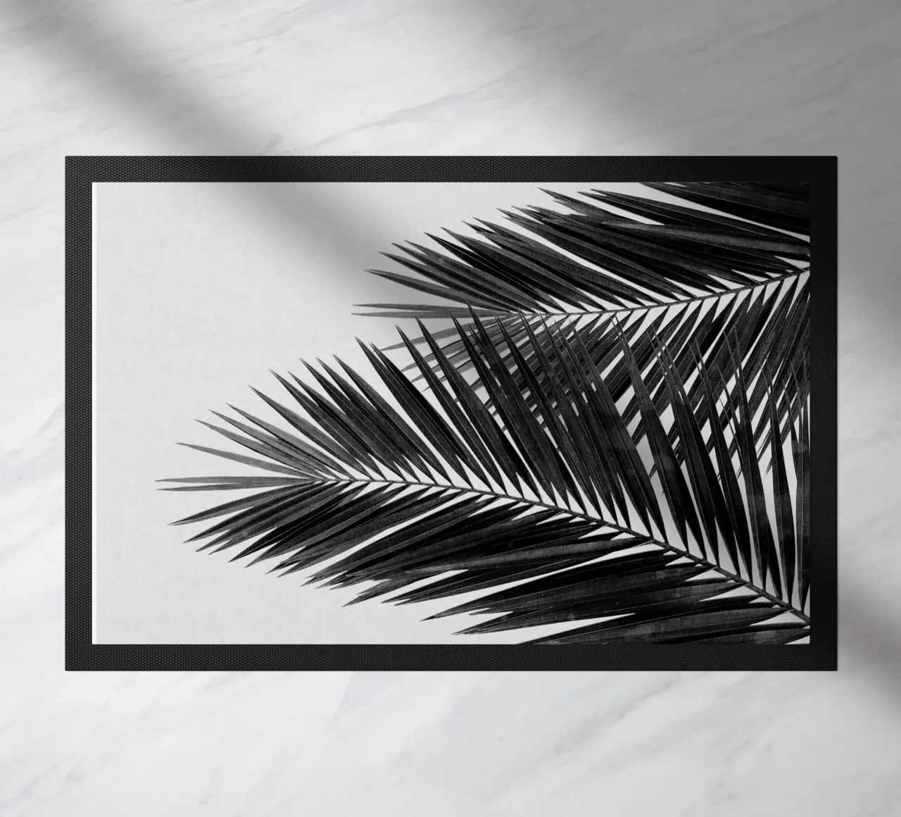 Foglia di palma in bianco e nero II zerbino da Orara Studio