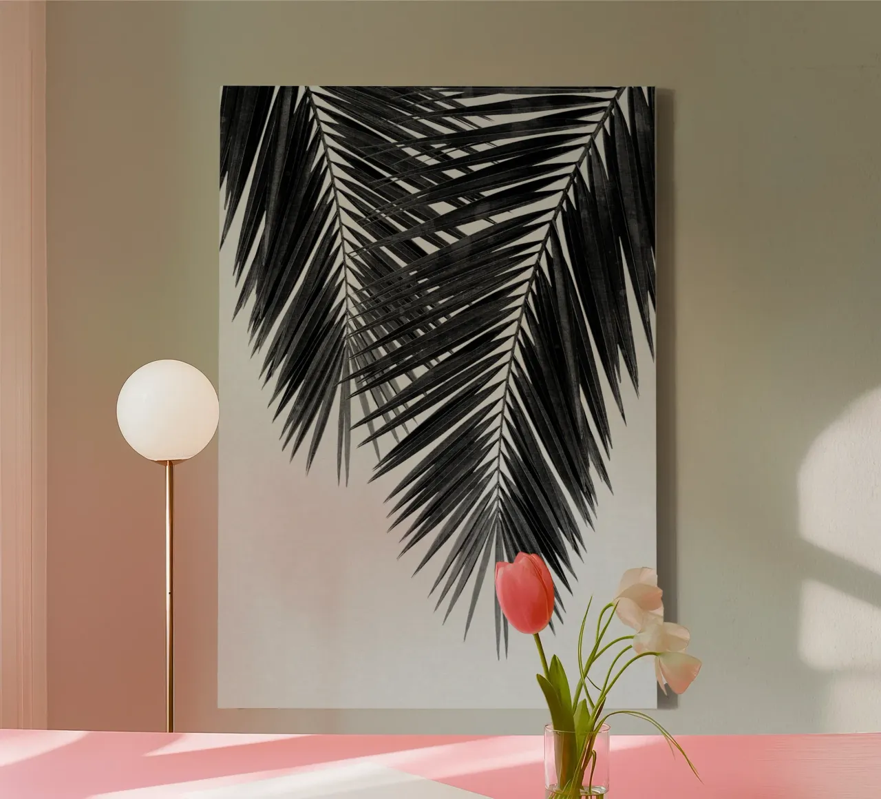 Foglia di palma in bianco e nero II tela con Cornice a cassetta da Orara Studio