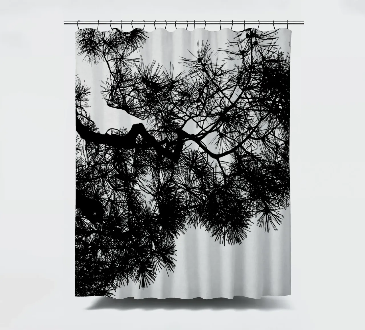 Albero di pino in bianco e nero tenda da doccia da Orara Studio