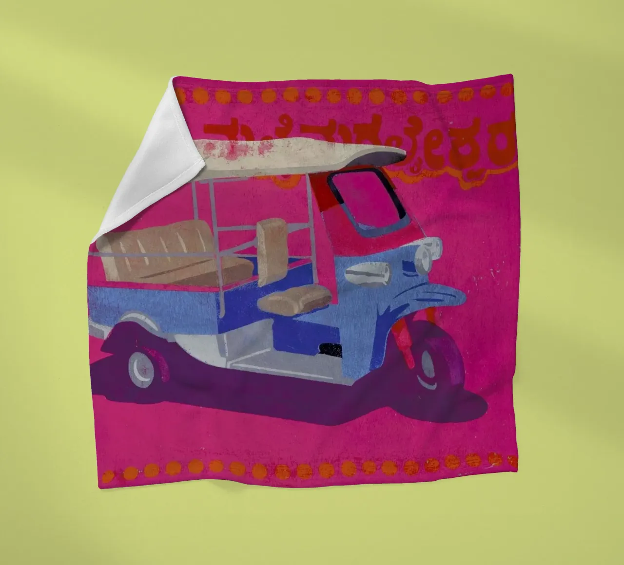 TukTuk coperta in pile da Andy Bridge