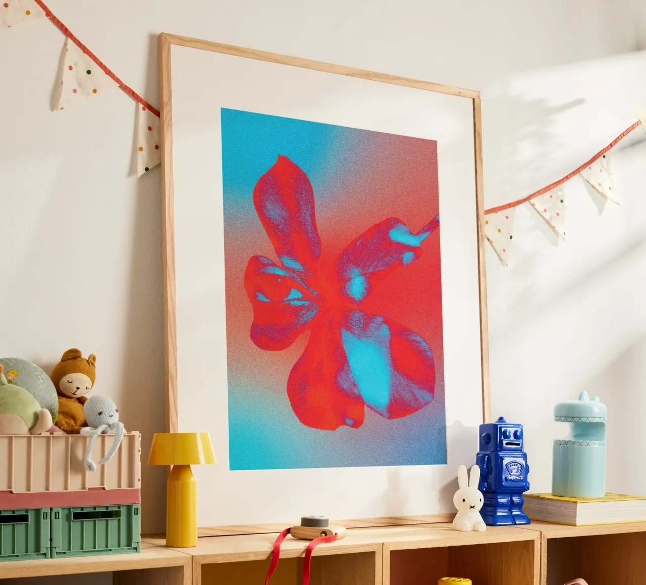 Negative Flower poster da Lynn Janet