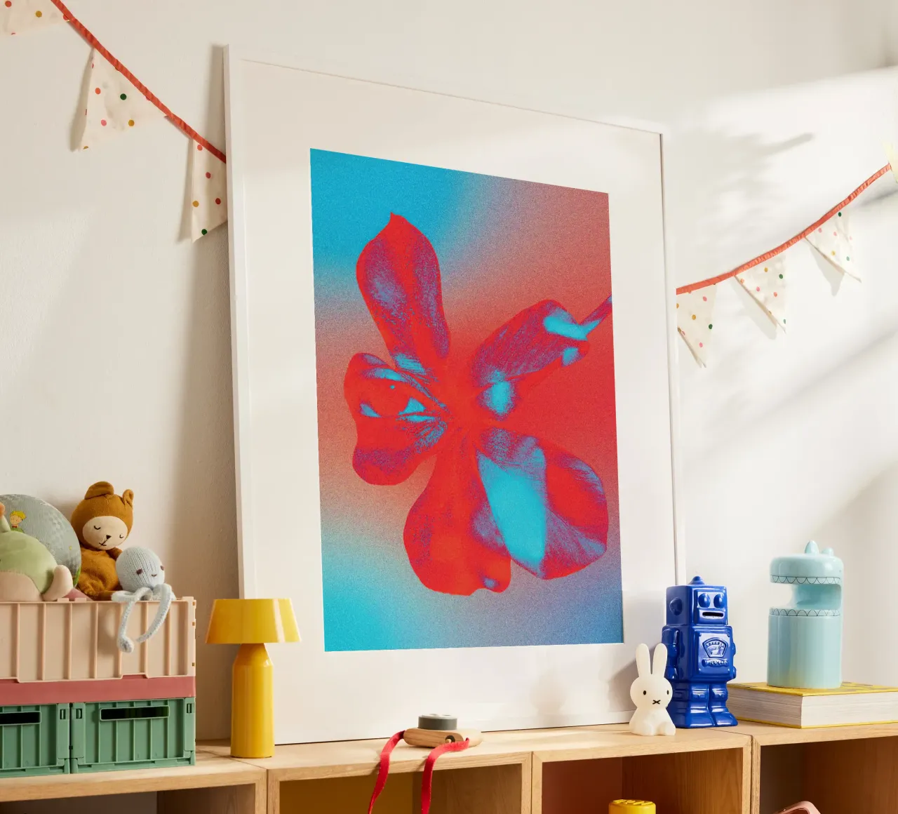 Negative Flower poster da Lynn Janet