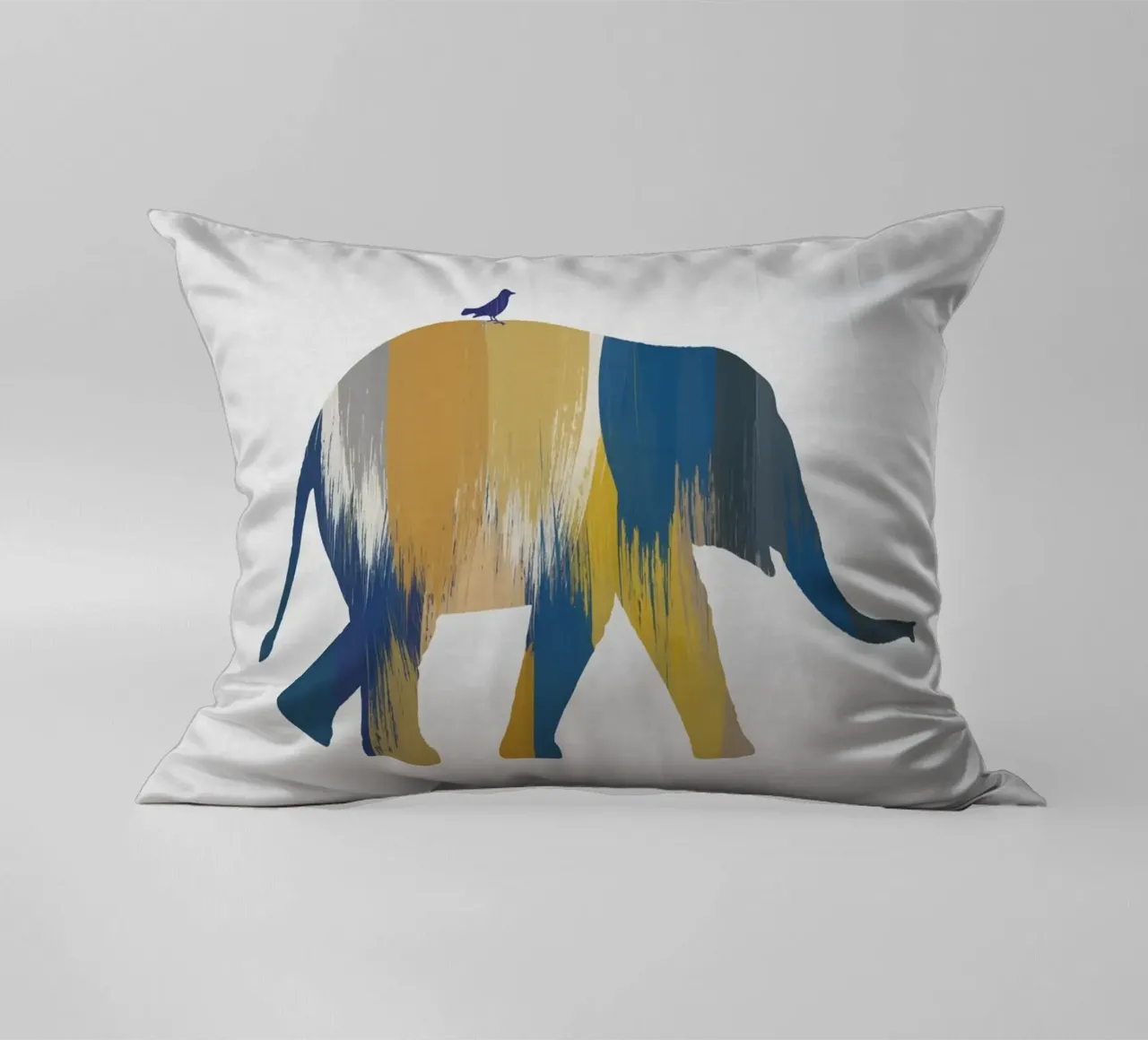 Eléphant bleu et jaune coussin de Orara Studio