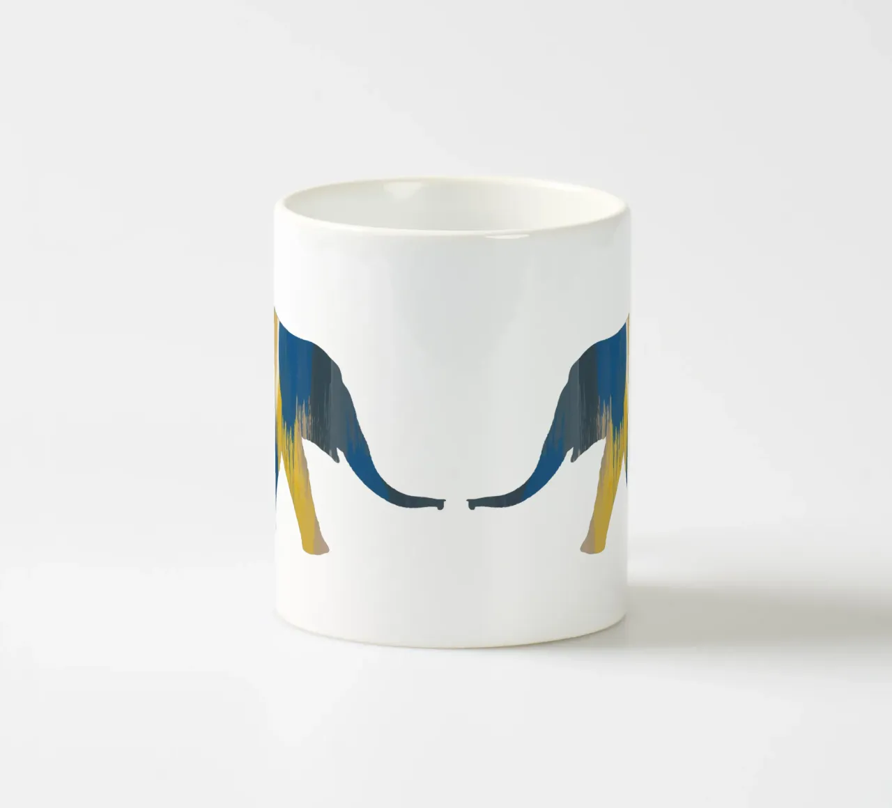Eléphant bleu et jaune mug en céramique de Orara Studio
