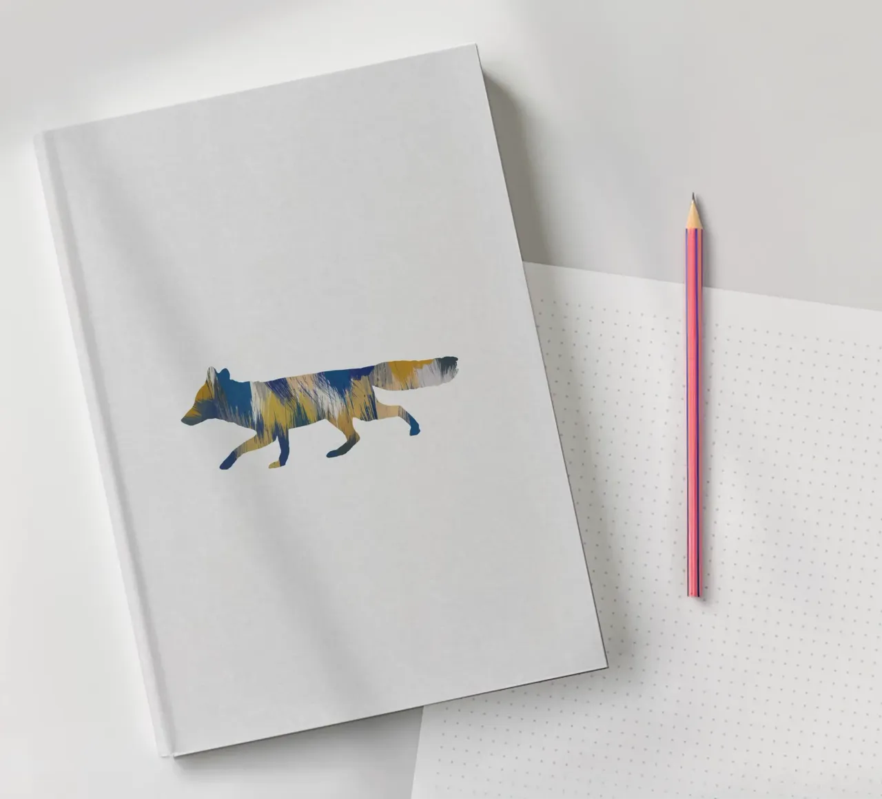Renard bleu et jaune carnet de notes de Orara Studio