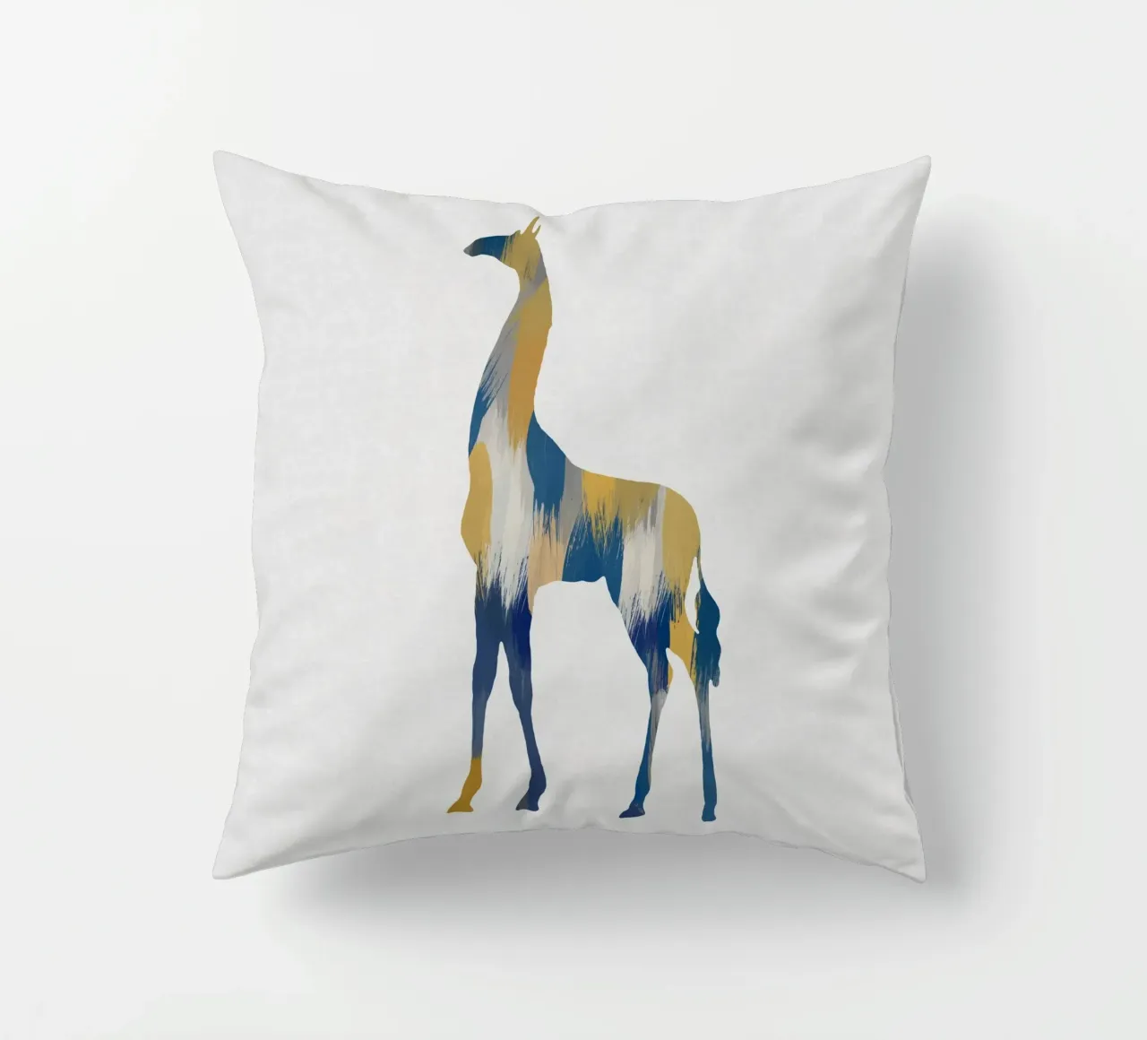Girafe bleue et jaune coussin de Orara Studio