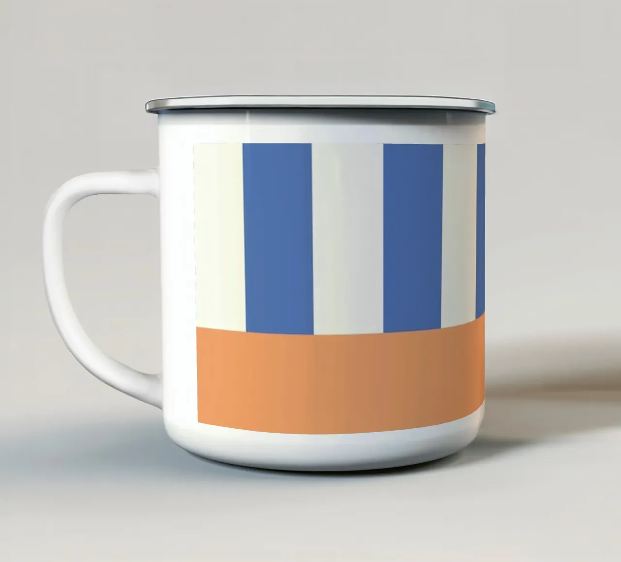 C - Typografie Print Buchstabe tazza in smalto da Studio ROSAGRAU