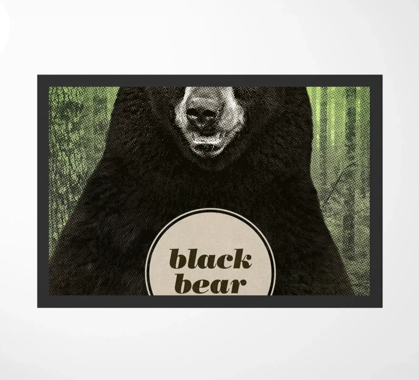 Black Bear Fußmatte von Chase Kunz