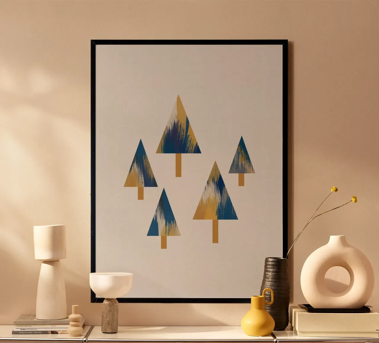 Arbres bleu et jaune poster de Orara Studio