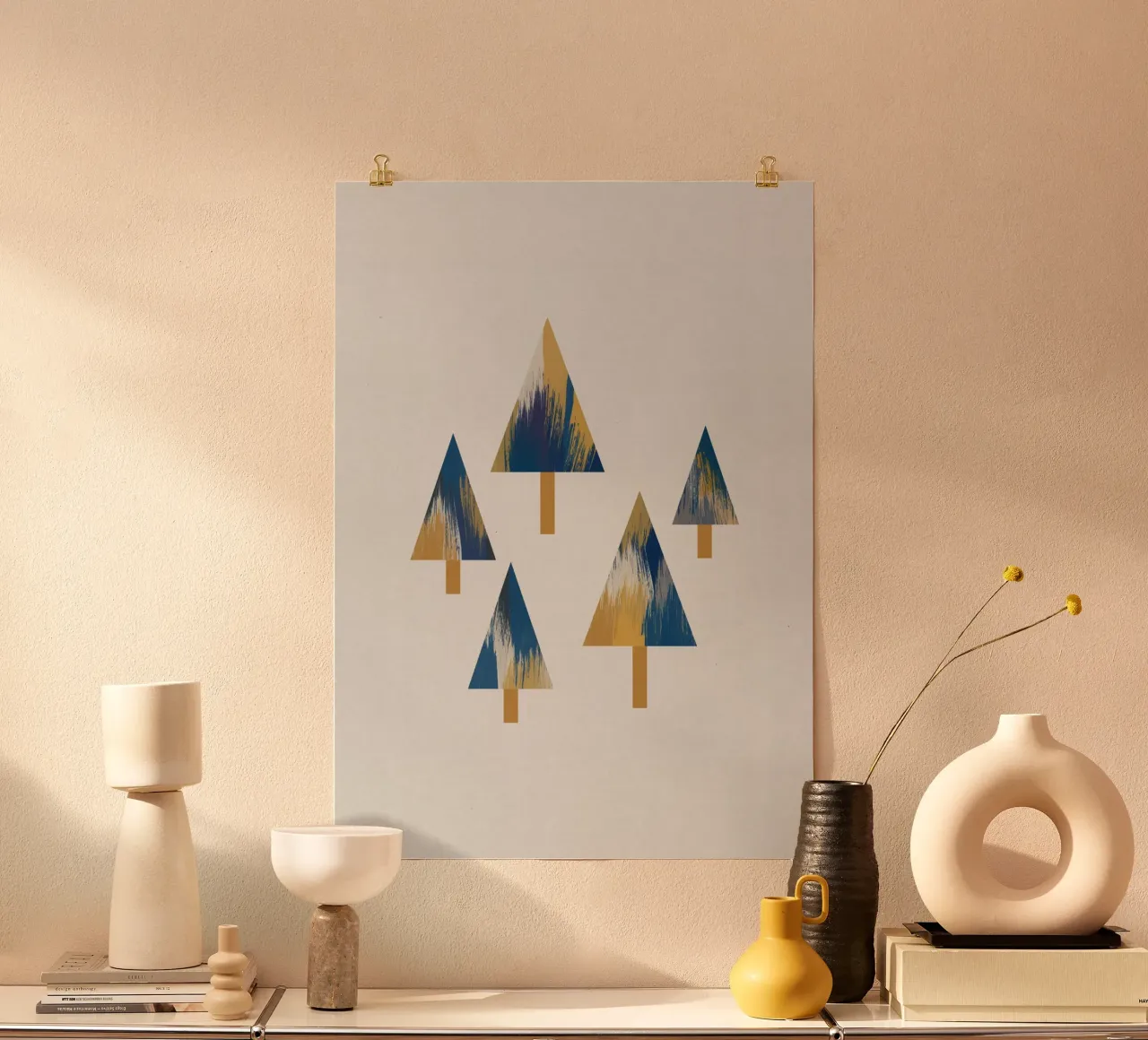 Arbres bleu et jaune poster de Orara Studio