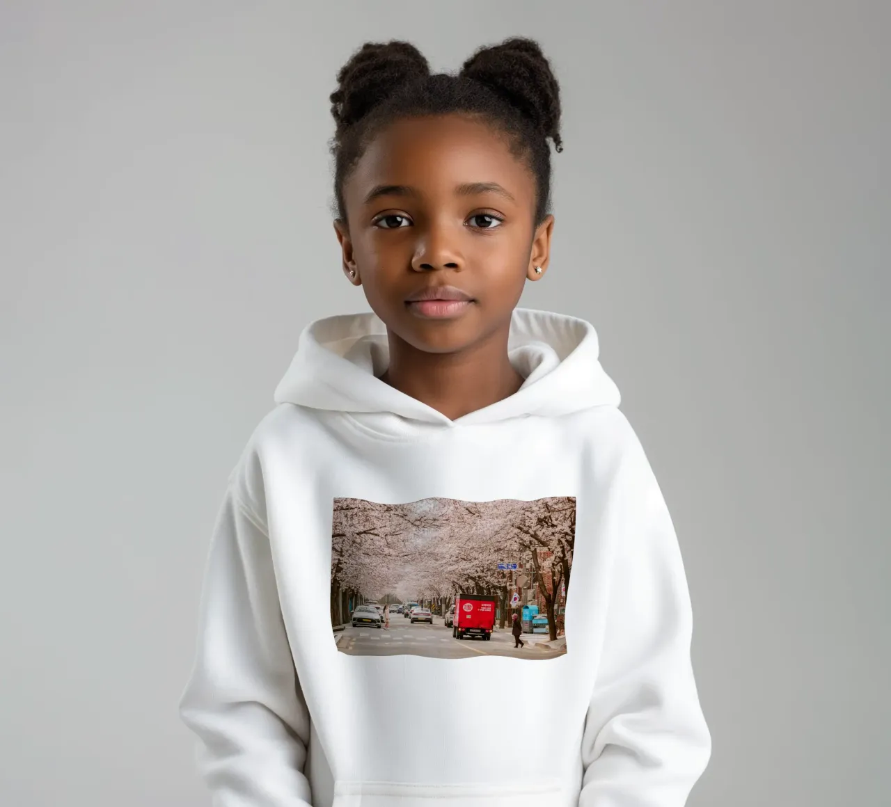 La via dei ciliegi in fiore a Seul, Corea del Sud felpa bambino con cappuccio da mbgraphx2