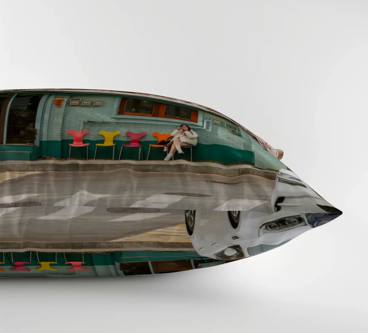 Il Cherry Blossom Café di Seul, Corea del Sud cuscino da mbgraphx2