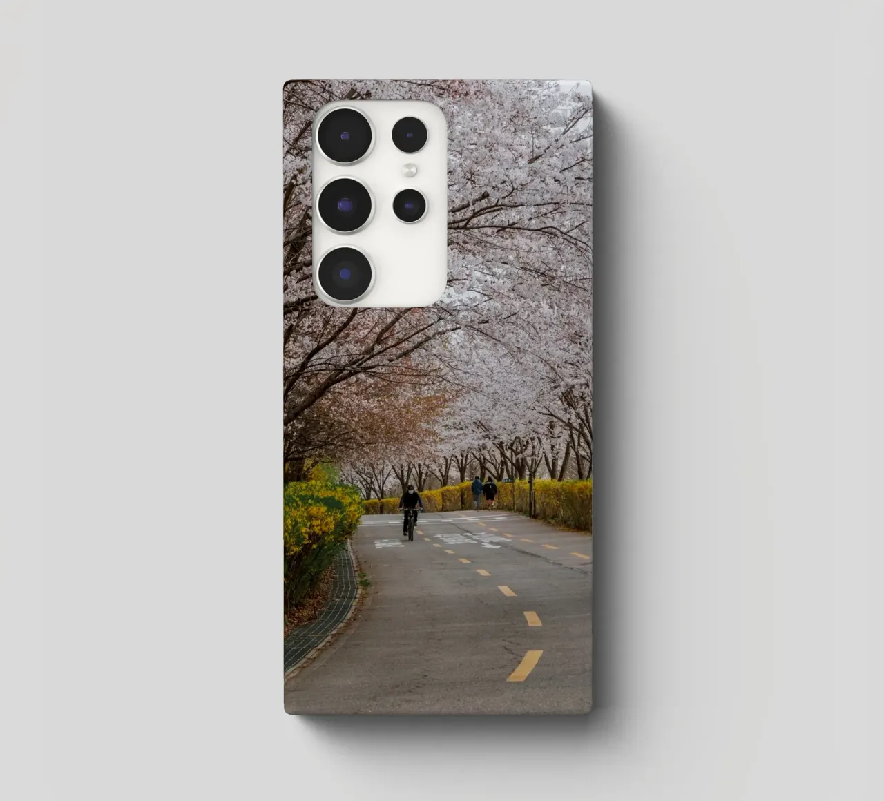 Fiori di ciliegio al Parco Haneul di Seul, Corea del Sud cover samsung da mbgraphx2