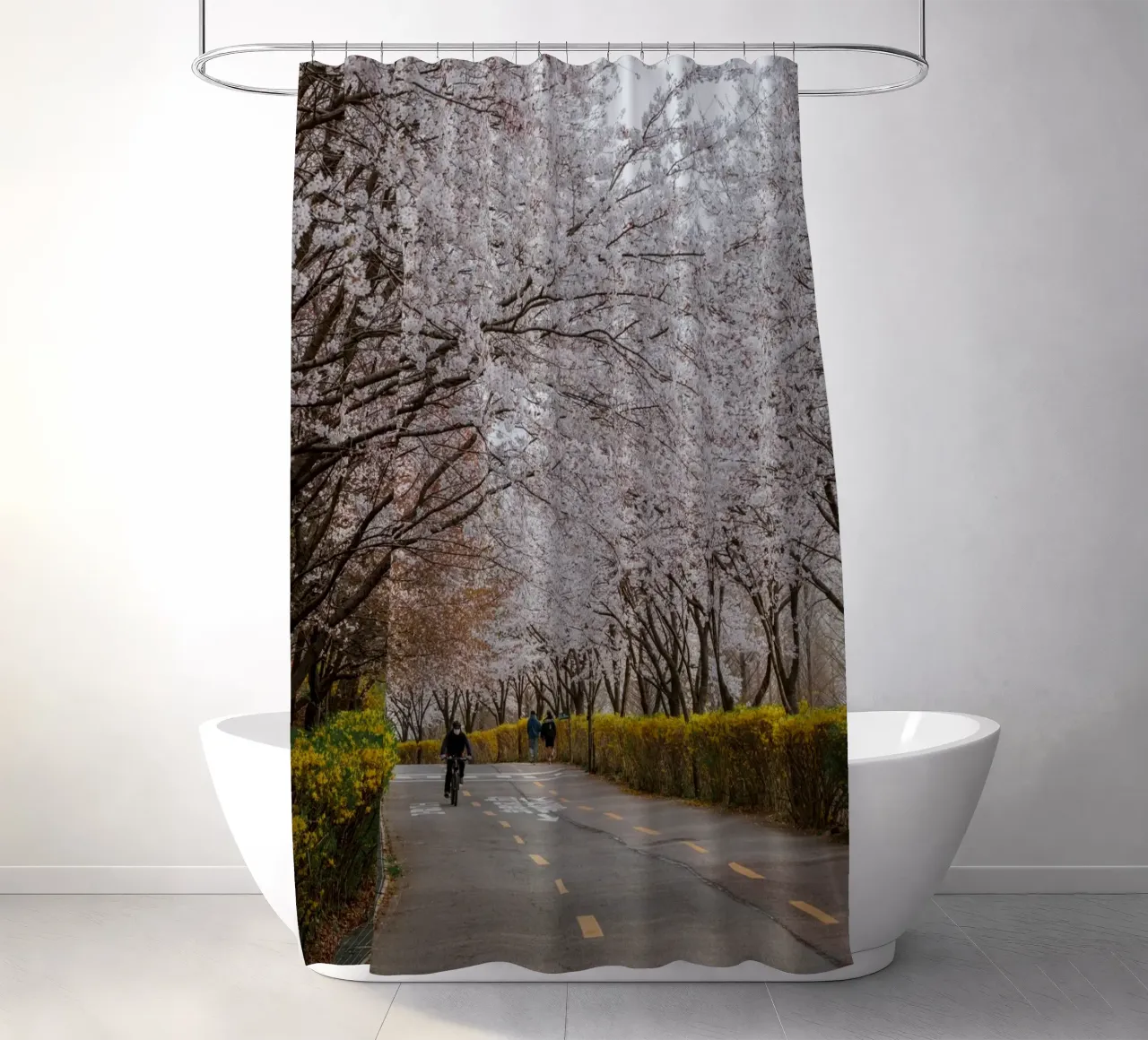 Fiori di ciliegio al Parco Haneul di Seul, Corea del Sud tenda da doccia da mbgraphx2