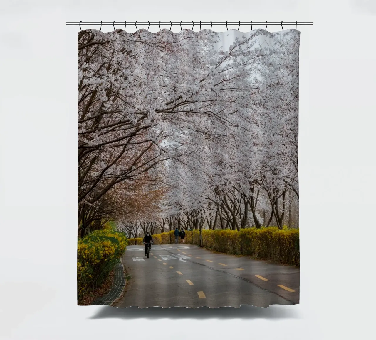 Fiori di ciliegio al Parco Haneul di Seul, Corea del Sud tenda da doccia da mbgraphx2