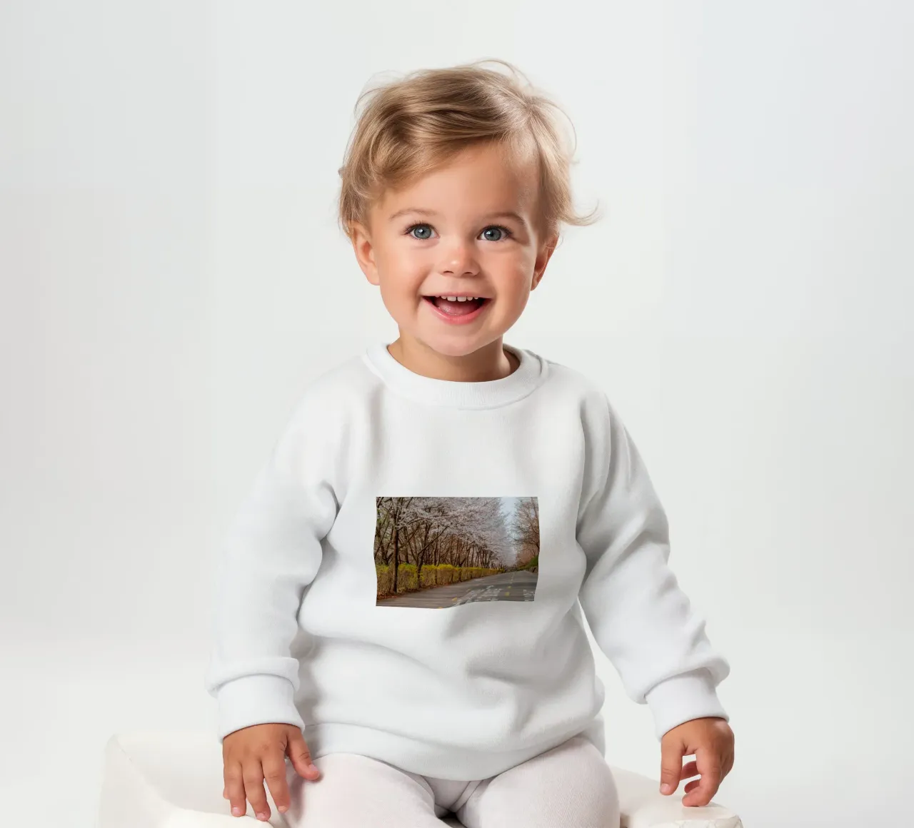 I ciliegi in fiore del Parco Haneul a Seul, Corea del Sud felpa neonato da mbgraphx2