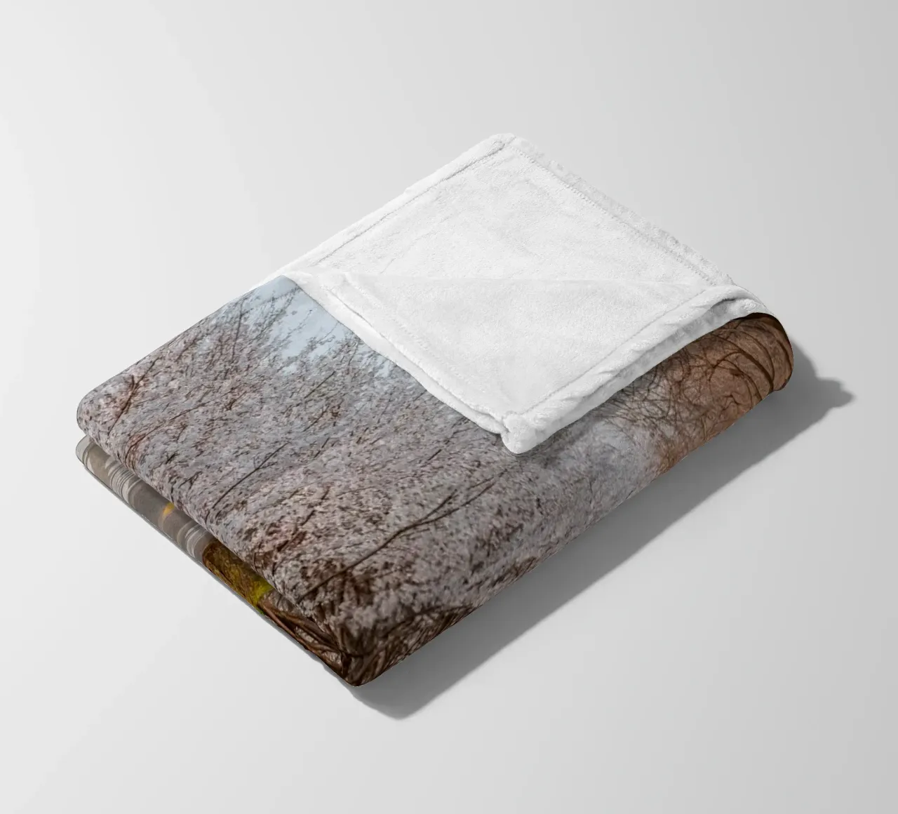 I ciliegi in fiore del Parco Haneul a Seul, Corea del Sud coperta in pile da mbgraphx2