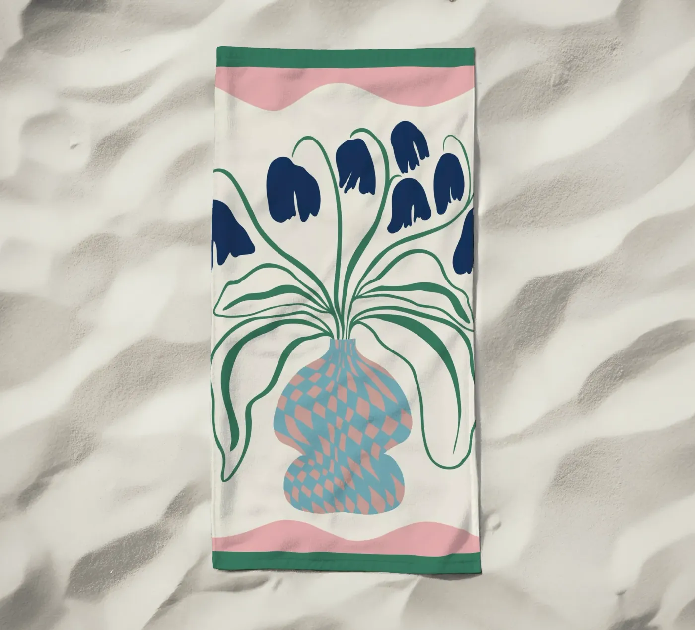 Segen Strandtuch von Miho Art Studio
